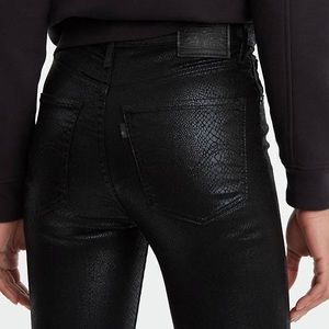 NWT Authentic Levi’s High Rise Snake Print Jeans